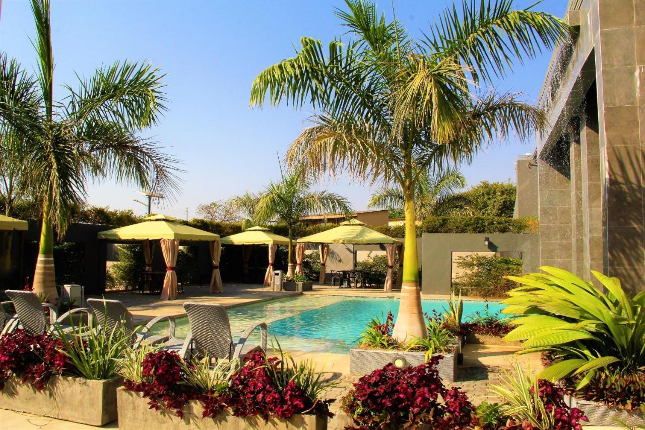 Urban Bliss Hotel Kabwe Eksteriør bilde