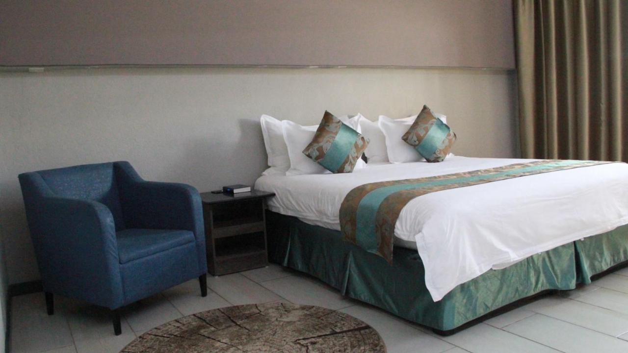 Urban Bliss Hotel Kabwe Eksteriør bilde