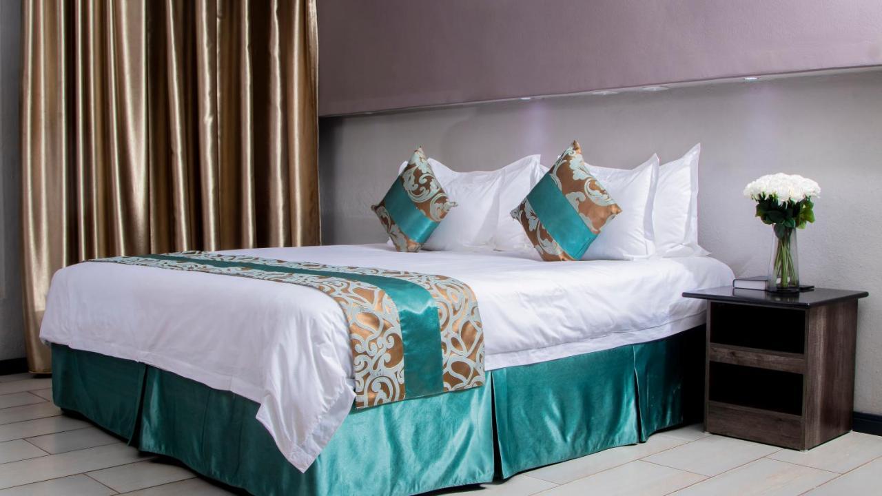Urban Bliss Hotel Kabwe Eksteriør bilde