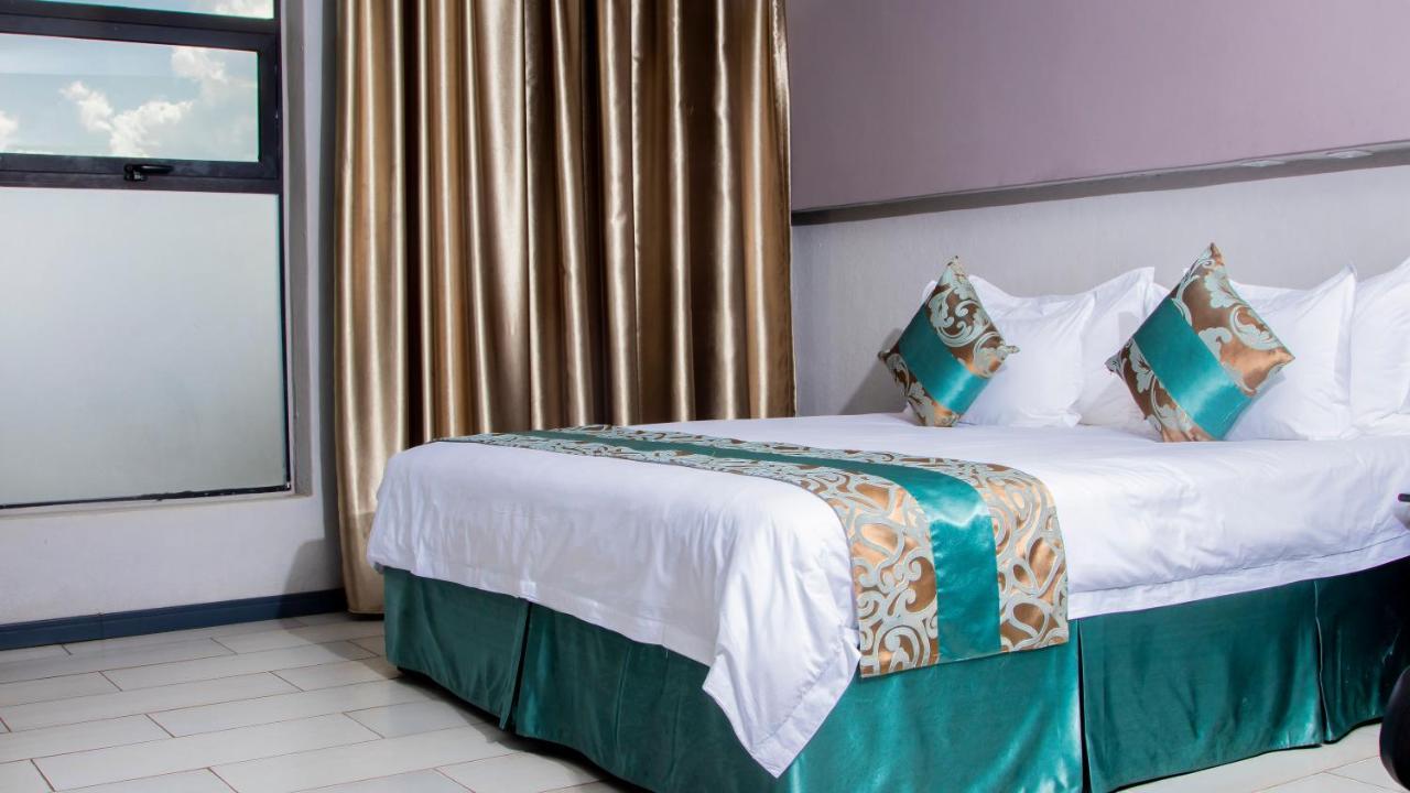 Urban Bliss Hotel Kabwe Eksteriør bilde